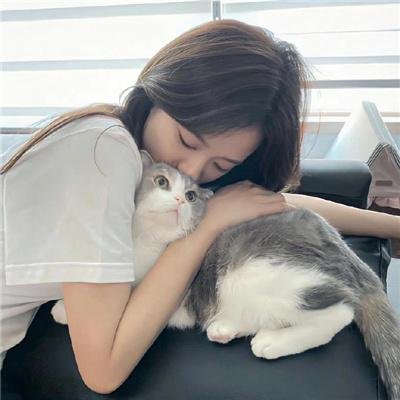 飘动的红丝带